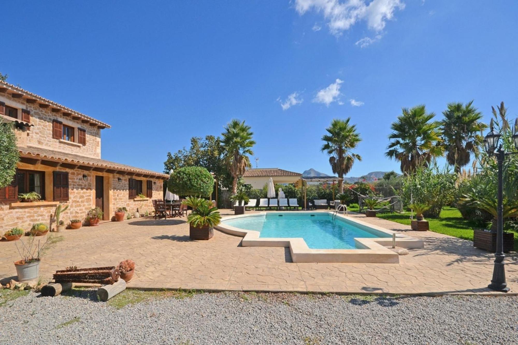 Villa Carbonell